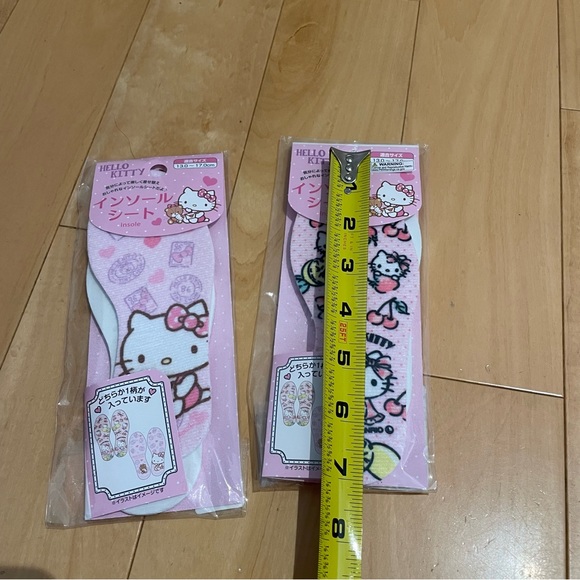 2 NWT hello kitty kids shoe inserts - Picture 5 of 5